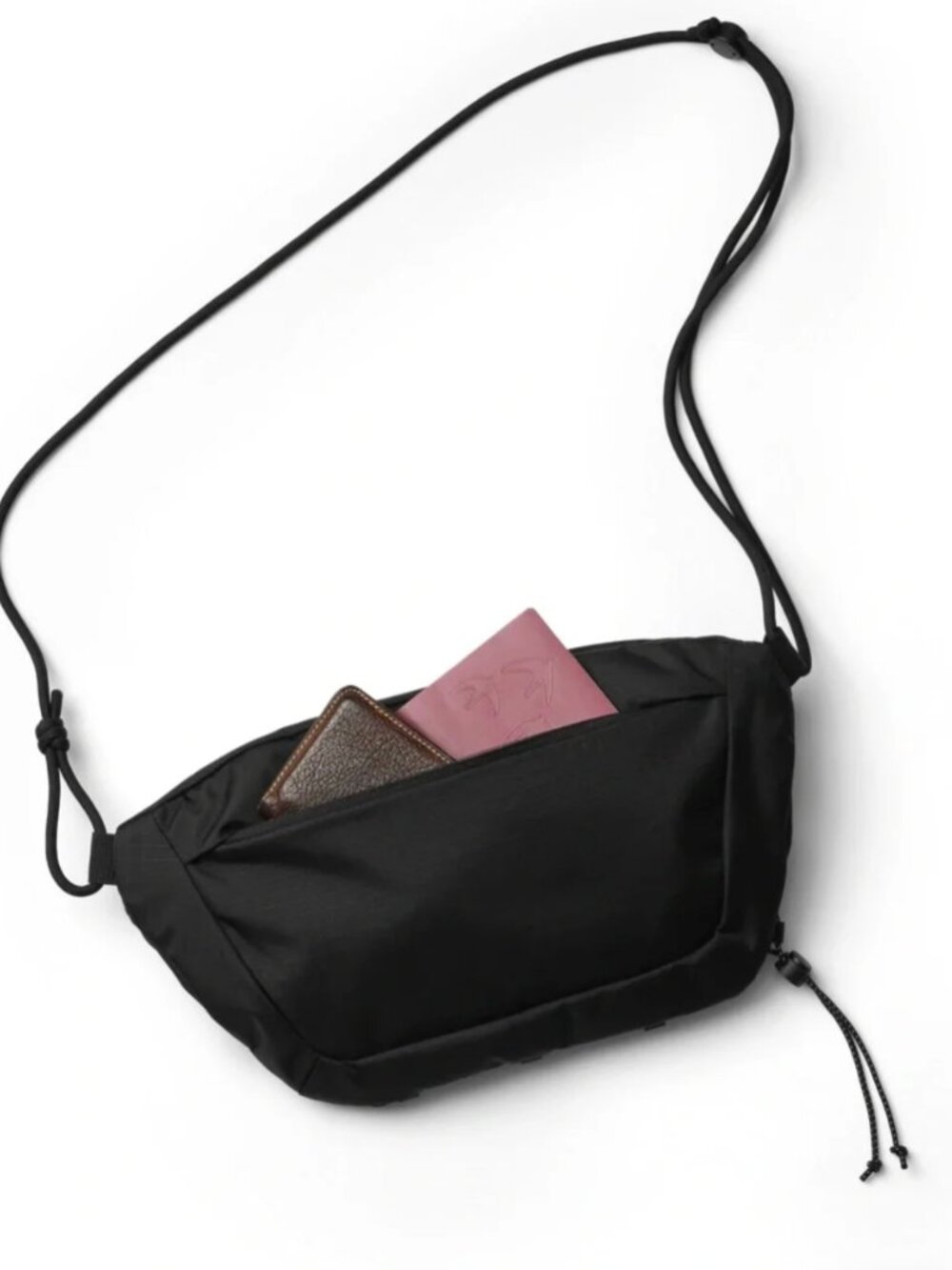 DB Journey Roamer Pro Sling Bag 6L Black Out NWT NEW WITH TAGS - Picture 9 of 12
